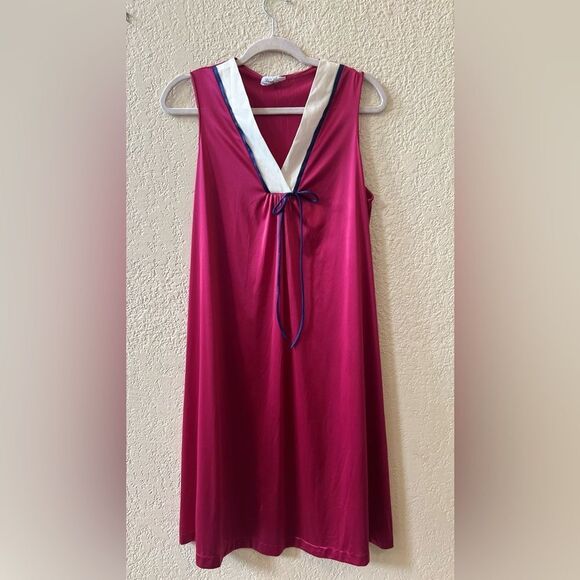 Vanity Fair Knee Length V-neck Nightgown Burgundy White Blue 70’s Sleeveless - Picture 1 of 8